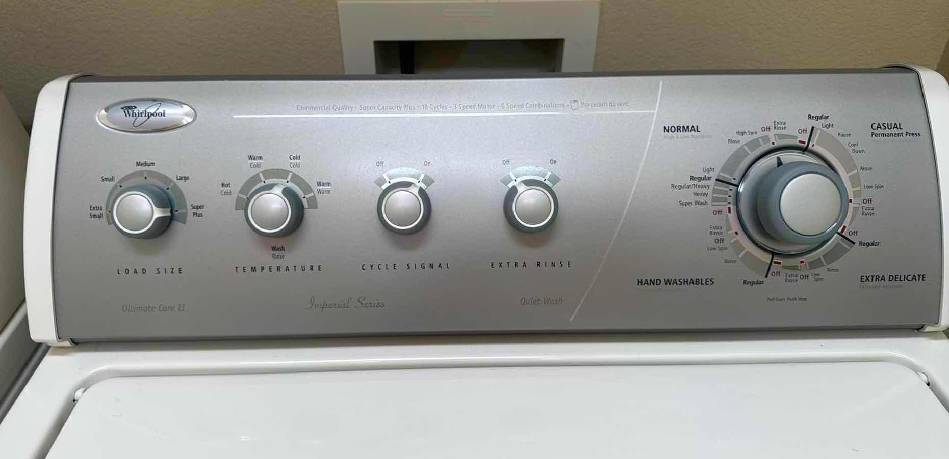 Photo 1 of WHIRLPOOL WASHING MACHINE