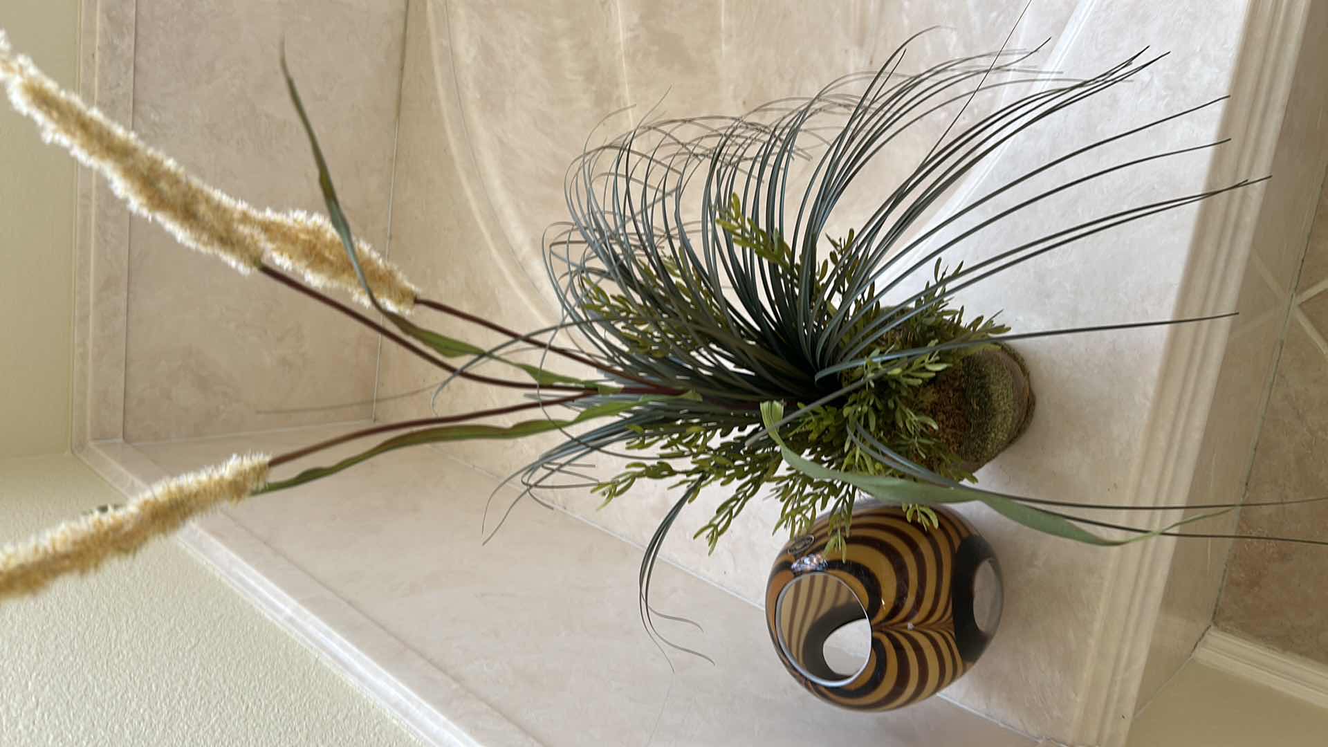 Photo 1 of FAUX ARRANGEMENT GLASS CANDLE HOLDER