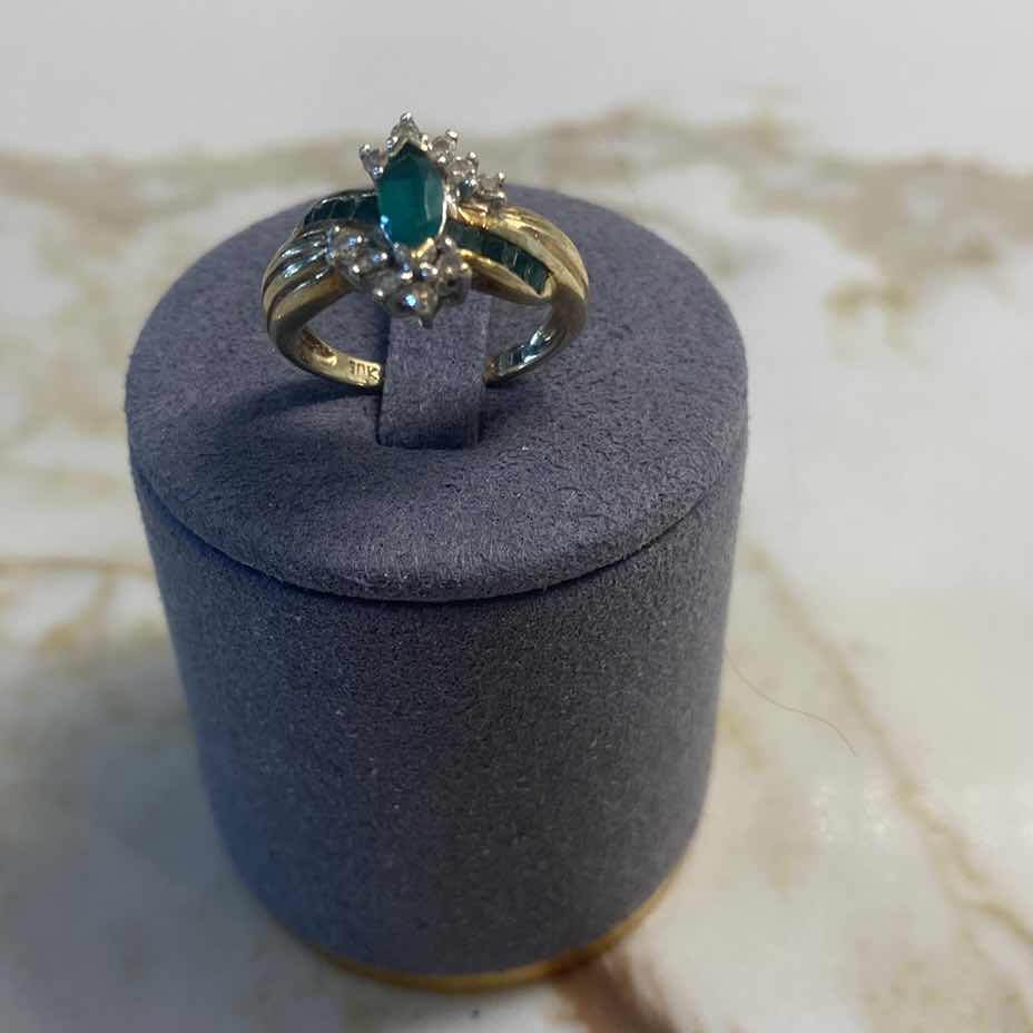 View 6 of 10K YELLOW GOLD W 0.50ctw EMERALD AND 0.25ctw DIAMOND RING 2.7G (APPROXIMATE SIZE 5–6) #18