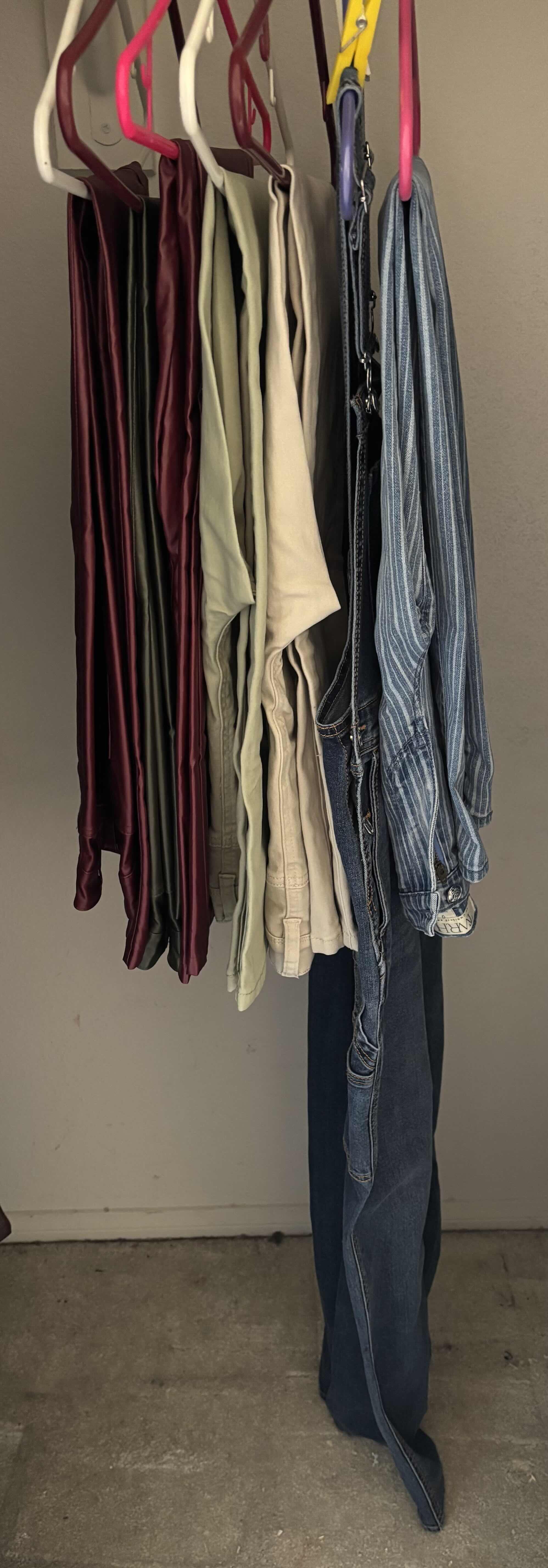 Photo 1 of WOMENS PANTS & OVERALLS SIZE 0