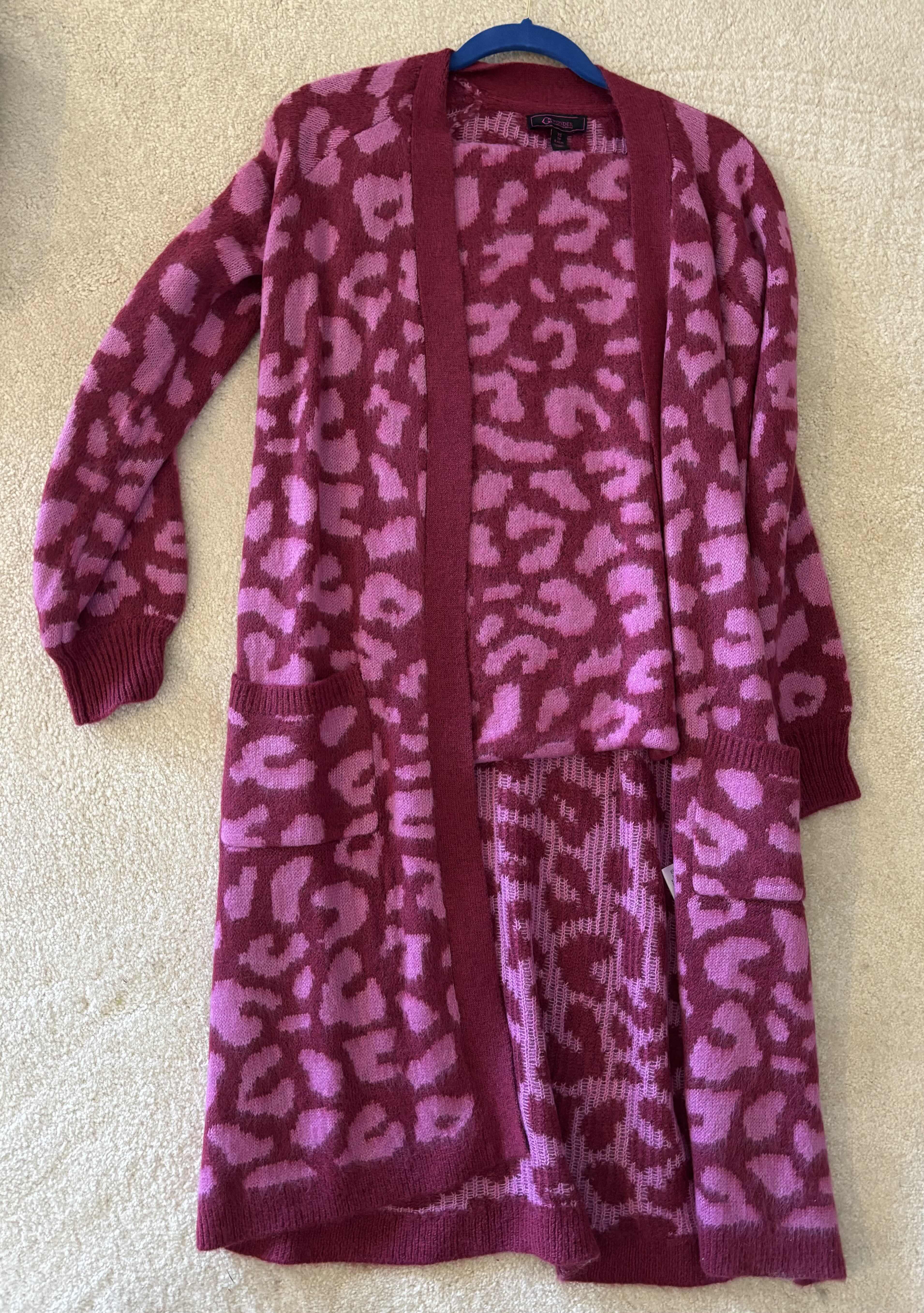 Photo 1 of WOMENS CLOTHES SIZE XS-S