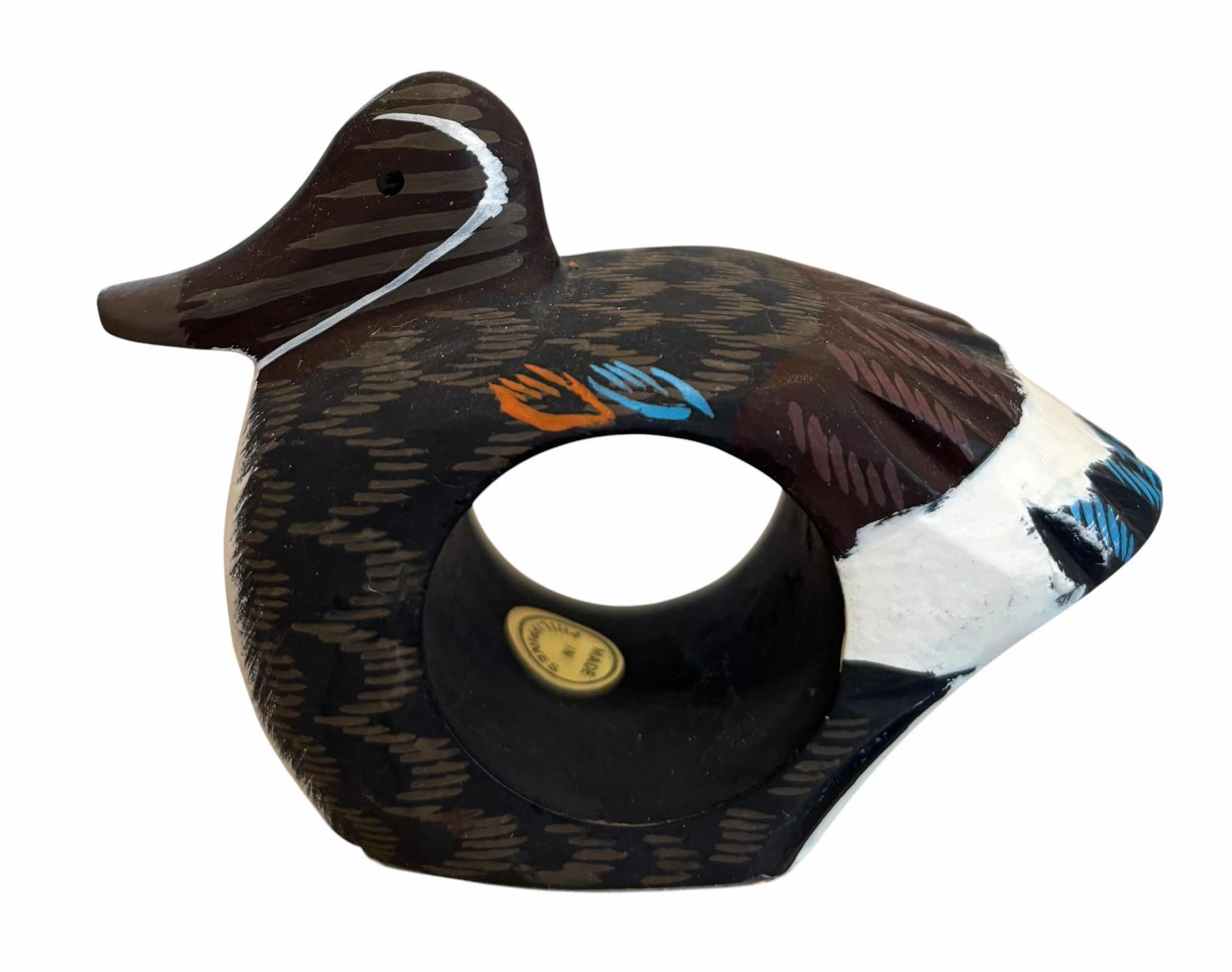 Photo 1 of CHICKEN & DUCK NAPKIN RINGS (8)