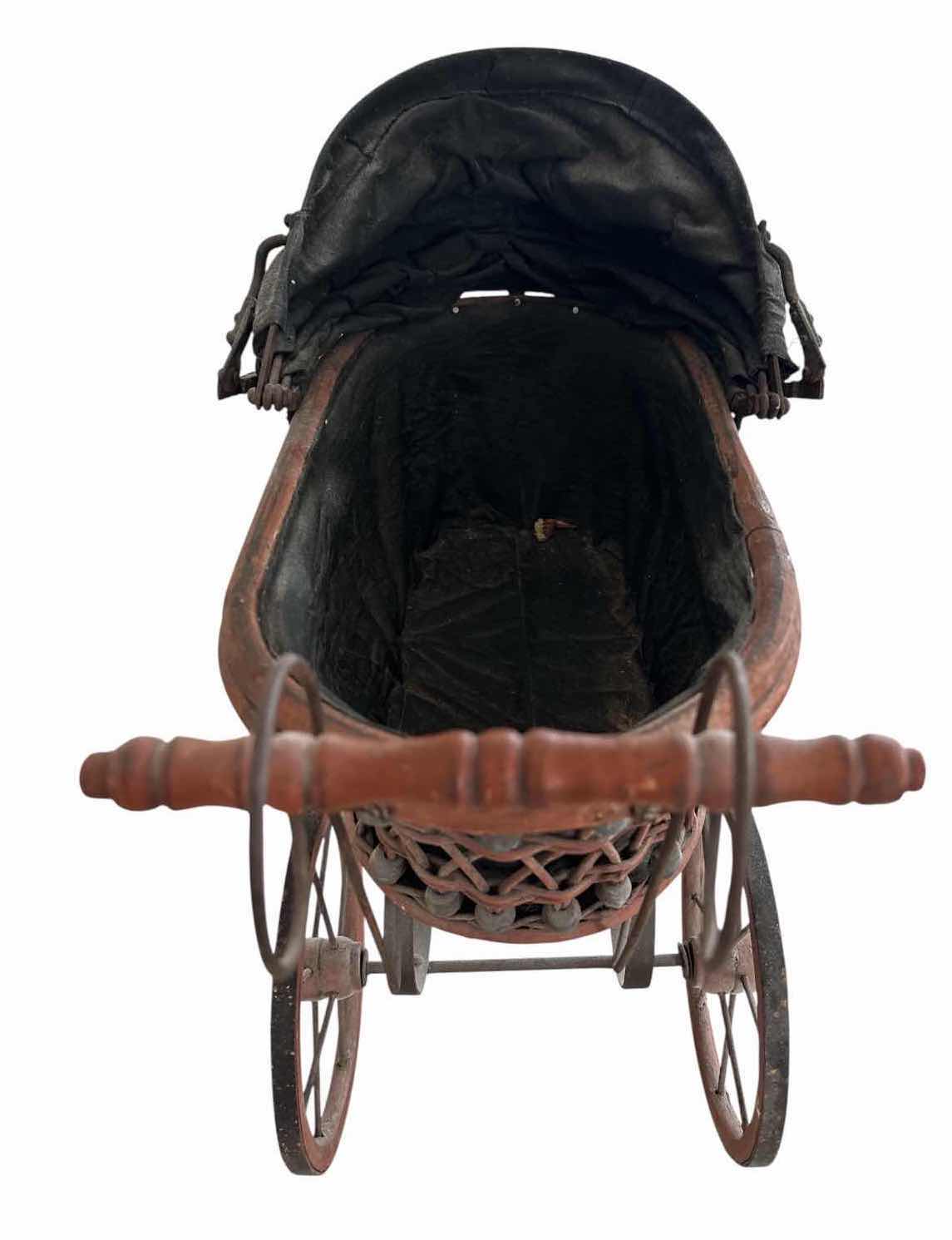 Photo 1 of VINTAGE VICTORIAN STYLE DOLL CARRIAGE WICKEN RATTAN H17”