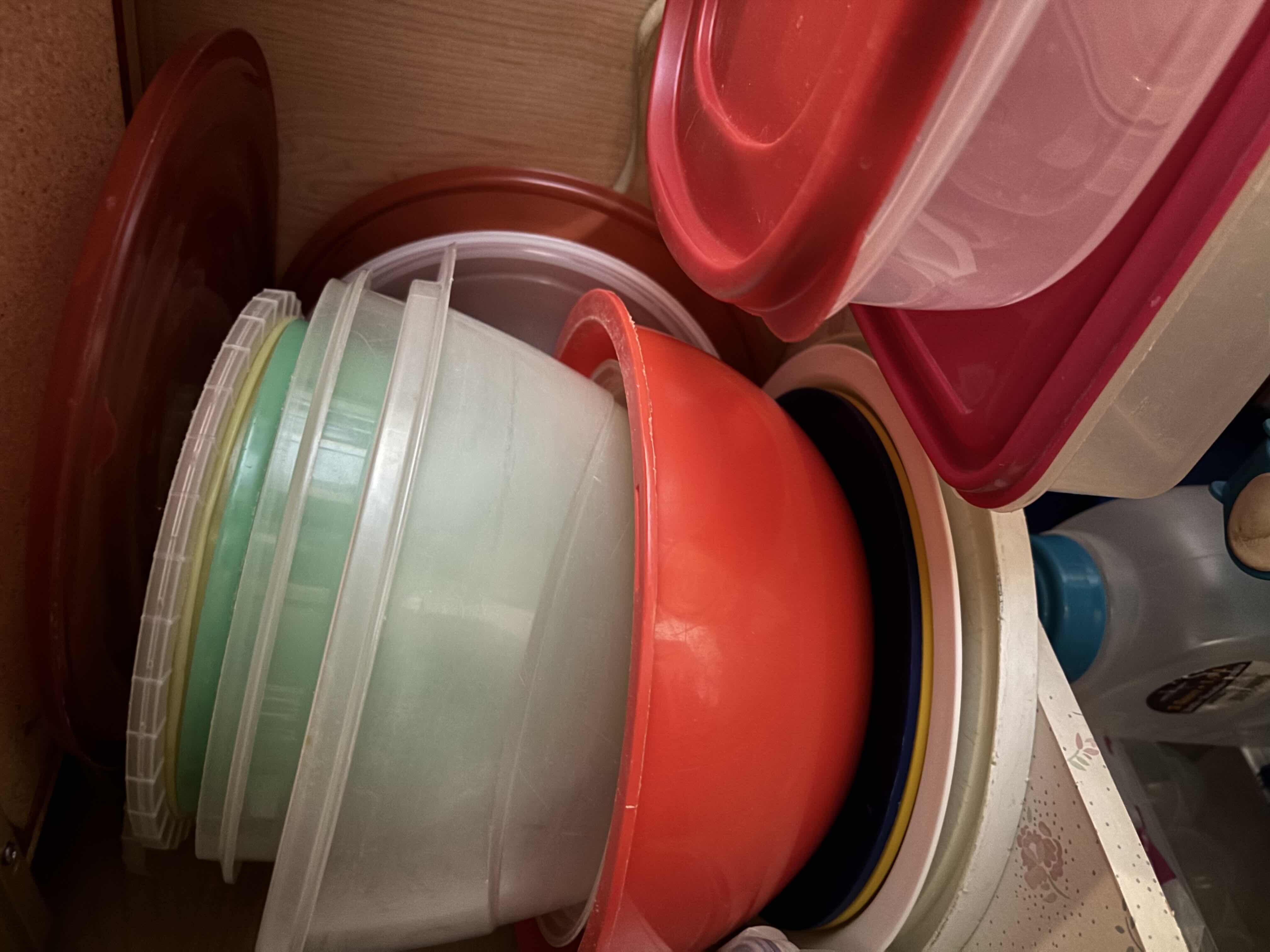 Photo 1 of CONTENTS OF KITCHEN CABINET