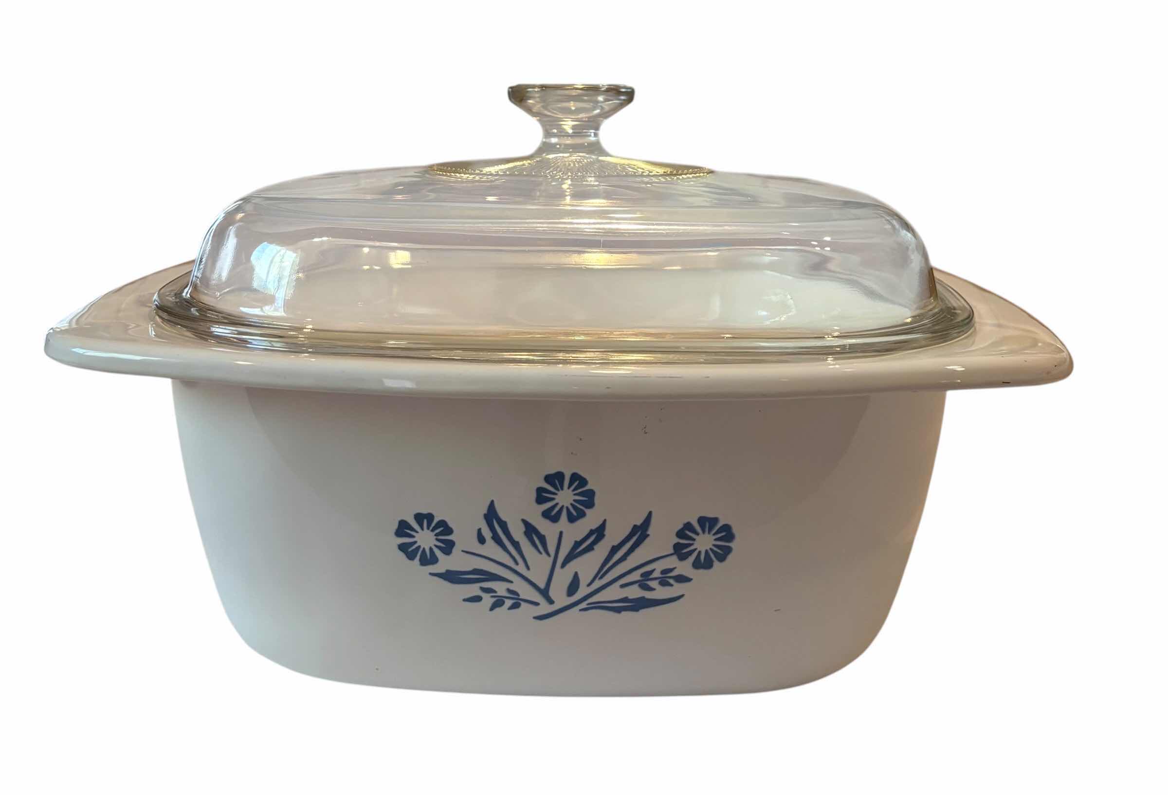 Photo 1 of CORNINGWARE 4 QT DUTCH OVEN