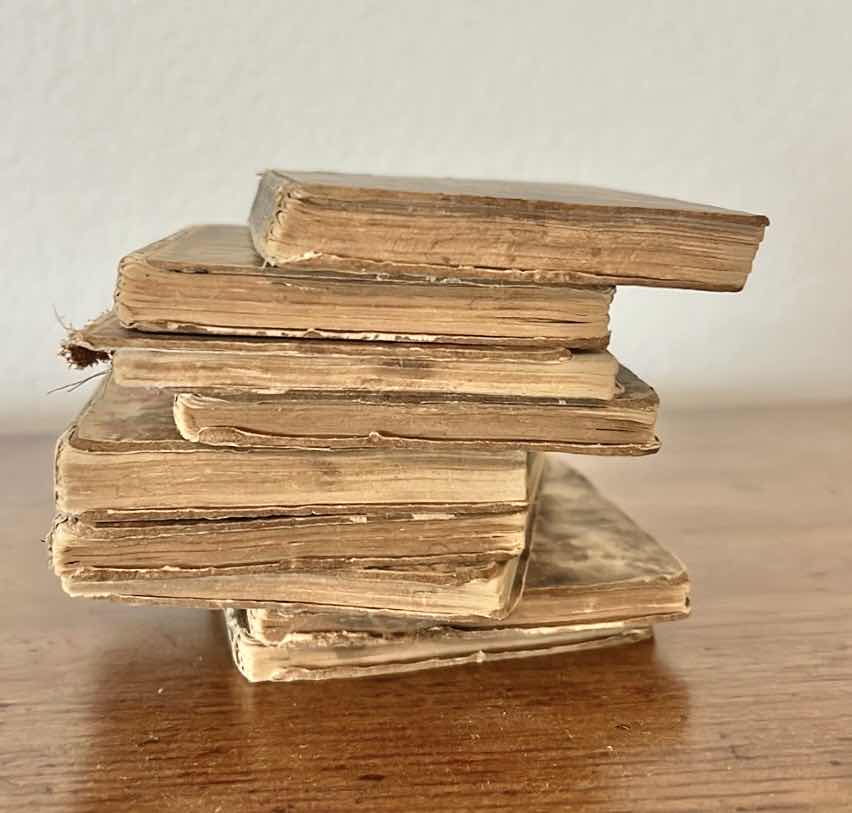 Photo 1 of STACK OF VINTAGE MINIATURE BOOKS CONSISTS OF CLASSIC TITLES PUBLISHED BY THE LITTLE LEATHER LIBRARY CORPORATION 1920S