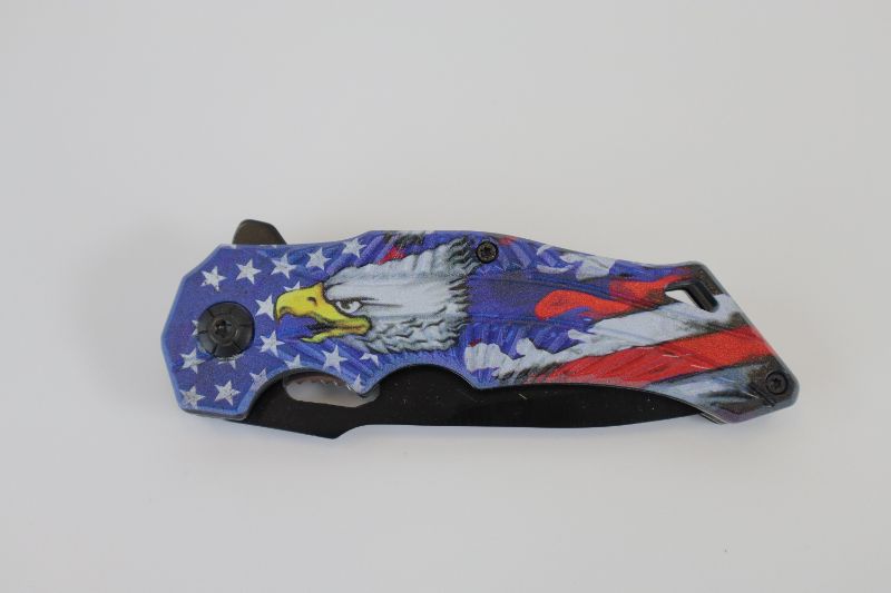 Photo 2 of AMERICAN EAGLE AND AMERICAN FLAG POCKET KNIFE NEW 