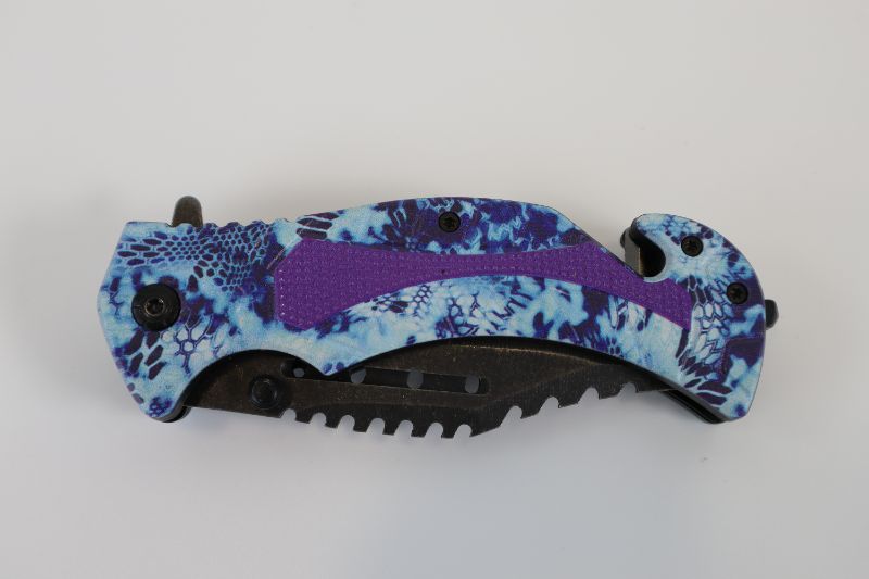 Photo 2 of PURPLE BLUE AND BLACK CAMO POCKET KNIFE NEW 