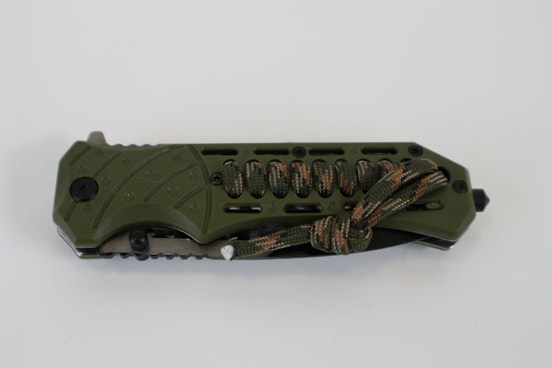 Photo 2 of DARK GREEN POCKET KNIFE WITH CAMO ROPE NEW 