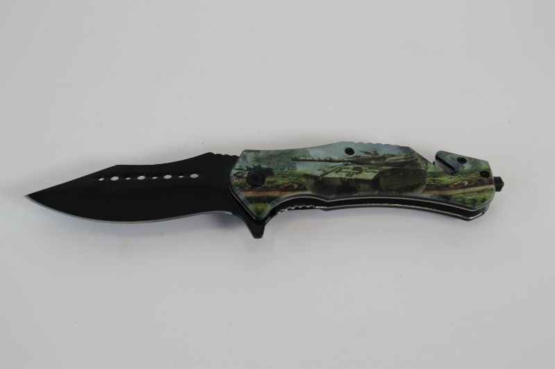 Photo 1 of ARMY TANK POCKET KNIFE NEW 
