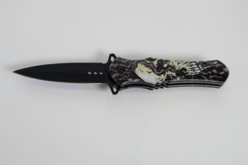 Photo 1 of SKULL WITH SMOKE POCKET KNIFE NEW 