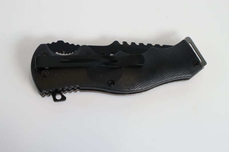 Photo 2 of BLACK POCKET KNIFE NEW 