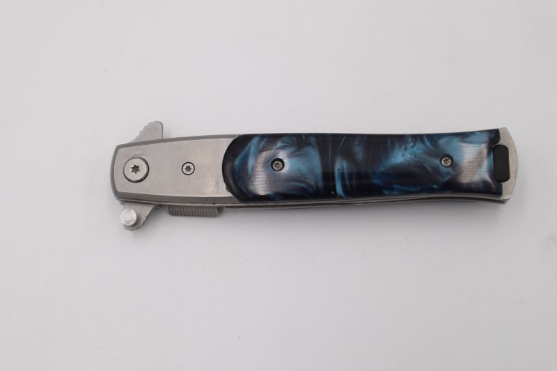 Photo 2 of BLUE AND BLACK SMOKE POCKET KNIFE  NEW