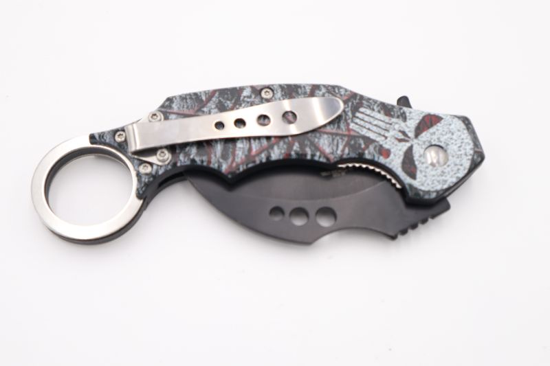 Photo 3 of PUNNISHER CLAW POCKET KNIFE NEW 