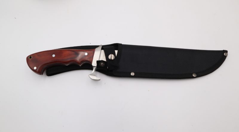 Photo 3 of LARGE HUNTING KNIFE NEW