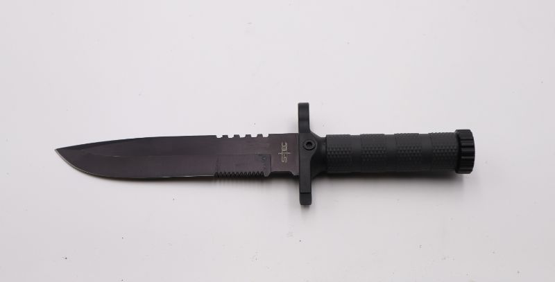 Photo 1 of SMALL HUNTING KNIFE NEW