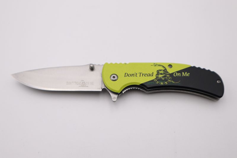 Photo 1 of 4.5 INCH DONT TREAD ON ME BLACK YELLOW POCKET KNIFE NEW