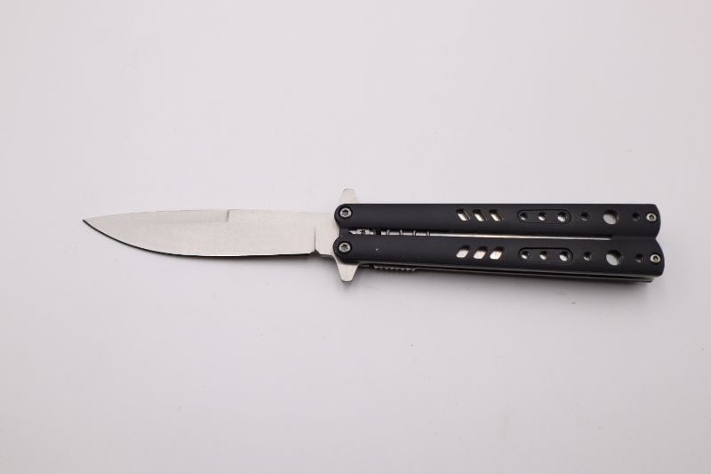 Photo 1 of 3.5 INCH BLACK BUTTERFLY STYLE KNIFE NEW