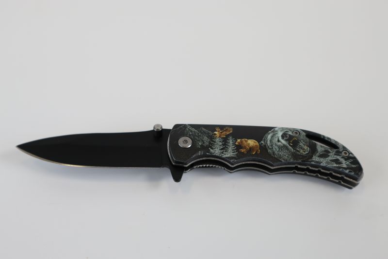 Photo 1 of GRIZZLY BEARS WITH OWL AND MOUNTAINS POCKET KNIFE NEW