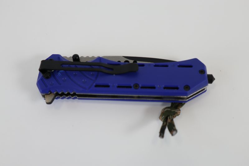 Photo 3 of BLUE POCKET KNIFE WITH CAMO ROPE STRING ATTACHED NEW 