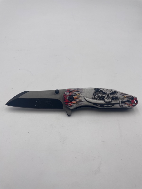 Photo 2 of GREY PIRATE WITH FLAMES AND SWORD POCKET KNIFE NEW 