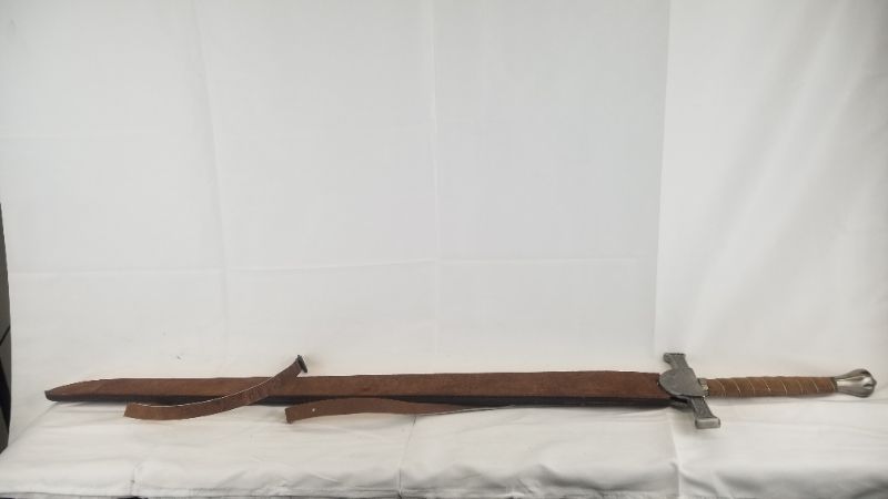 Photo 3 of MACLEOD 2 HANDED GERMAN SWORD WITH CARRY STRAPS SHARP NEW 