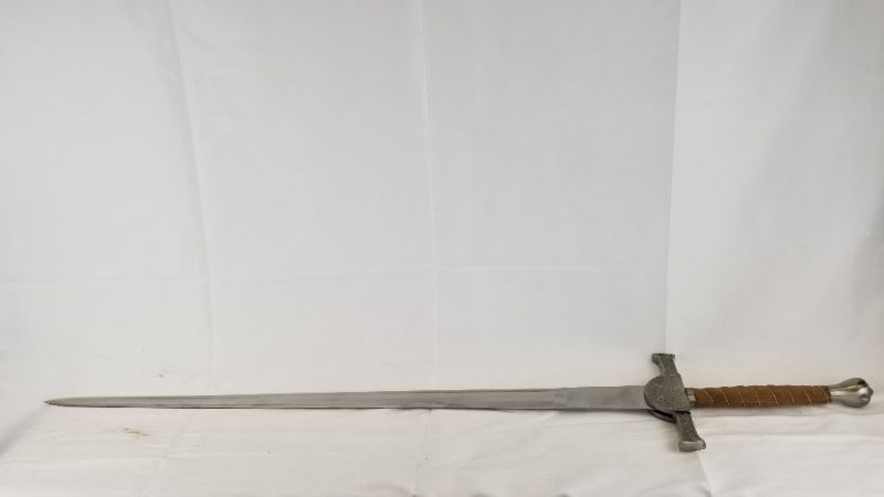 Photo 1 of MACLEOD 2 HANDED GERMAN SWORD WITH CARRY STRAPS SHARP NEW 