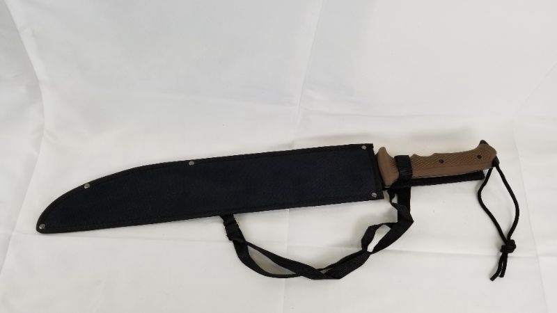 Photo 3 of 17 INCH BLADE MACHETE KNIFE CARRYING STRAP AND BELT STRAP ON CASE NEW