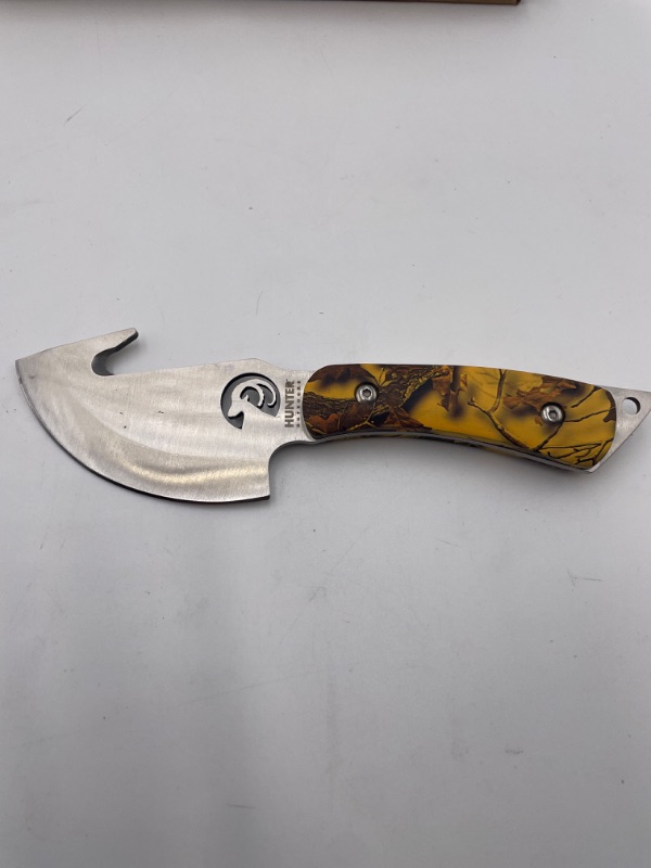 Photo 2 of HUNTER OUTDOORS YELLOW LEAF CAMO FISHING GUTTING KNIFE NEW 