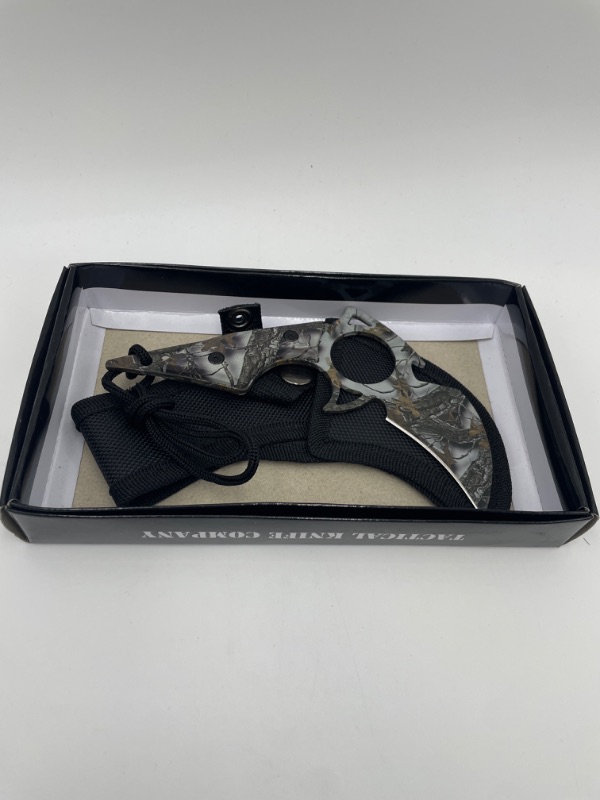 Photo 2 of RAZOR TACTICAL GREY TREE CAMO RAPTOR CLAW NEW 