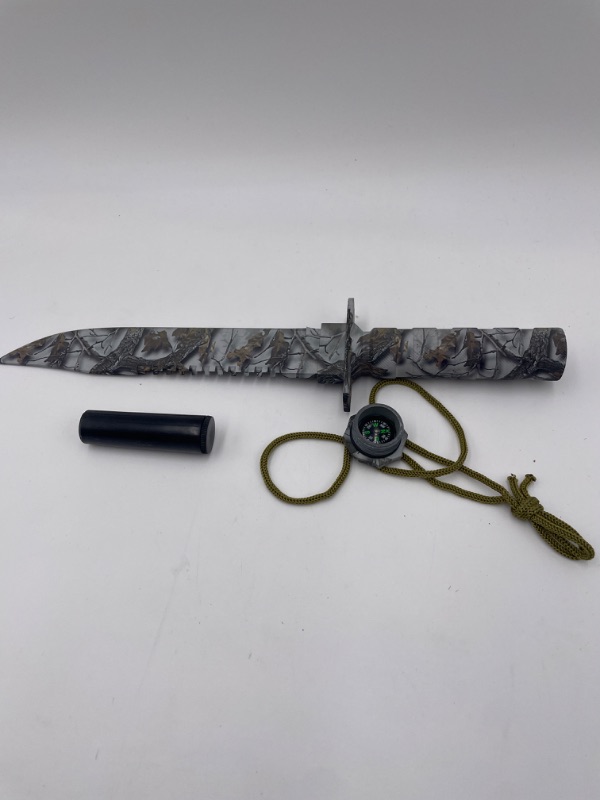 Photo 1 of GREY TREE CAMO SURVIVAL HUNTING TACTICAL KNIFE NEW