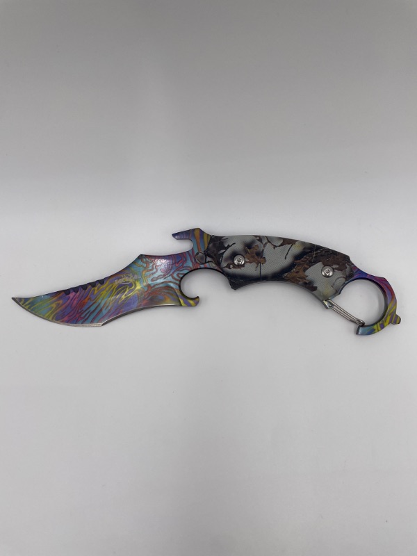 Photo 1 of RAZOR TACTICAL  OIL SLICK WITH LEAF CAMO HUNTING KNIFE NEW 