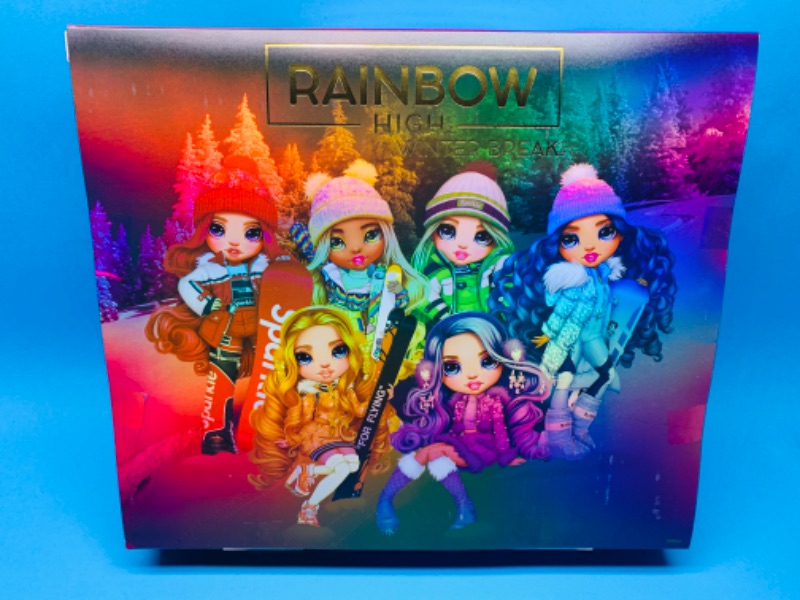 Photo 2 of 257535… Rainbow High winter break doll with outfit and skis toy