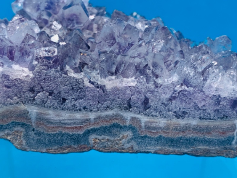 Photo 3 of 257571…stunning amethyst crystal rock formation 