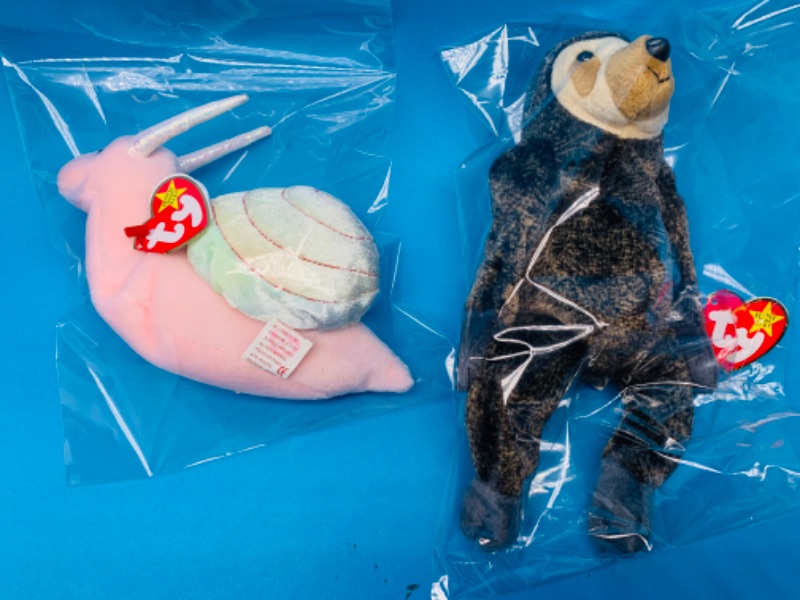 Photo 1 of 257765… 2 TY beanie babies in plastic bags 