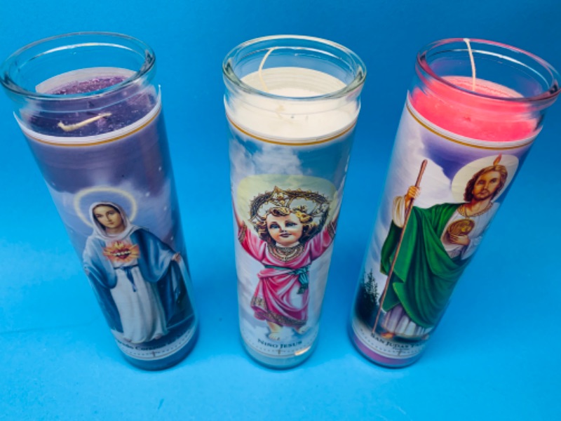 Photo 1 of 257793…12 rosary glass candles - 4 of each figure 