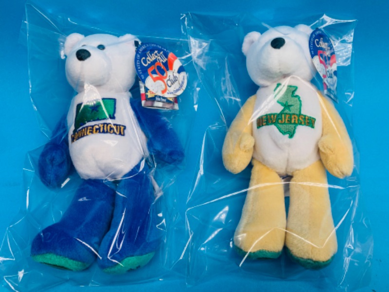 Photo 1 of 257804…2 Treasures US coin bears in plastic bags 