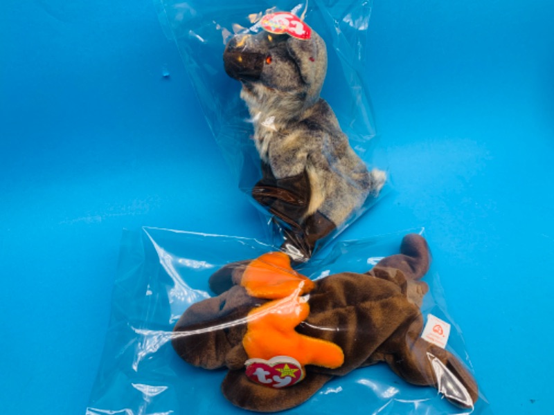 Photo 1 of 257808… 2 TY beanie babies in plastic bags 