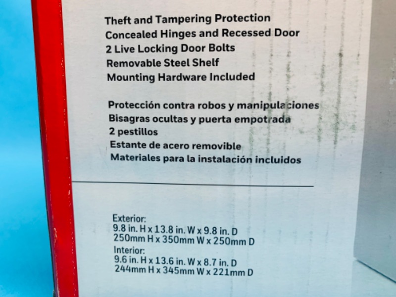 Photo 1 of 258124…Honeywell medium steel security safe with digital lock and keys 