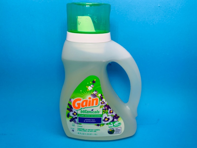 Photo 1 of 258194… Gain  botanicals white tea and lavender detergent 25 loads 