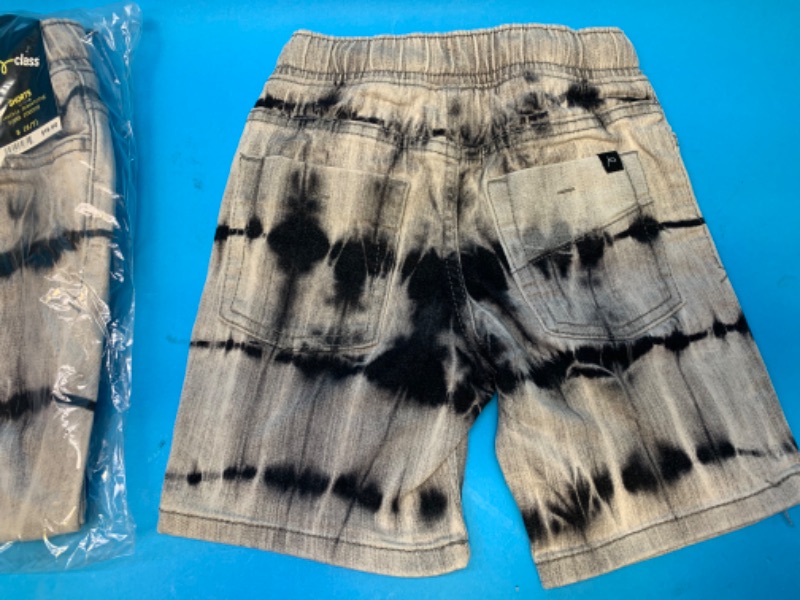 Photo 1 of 258686… 3 kids sizes 6/7 shorts 