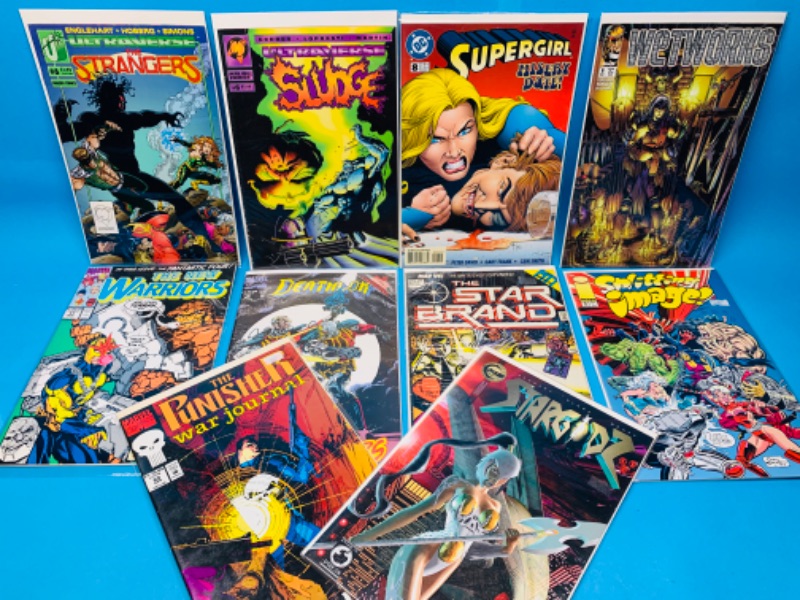 Photo 1 of 258732… 10 comics in plastic sleeves 