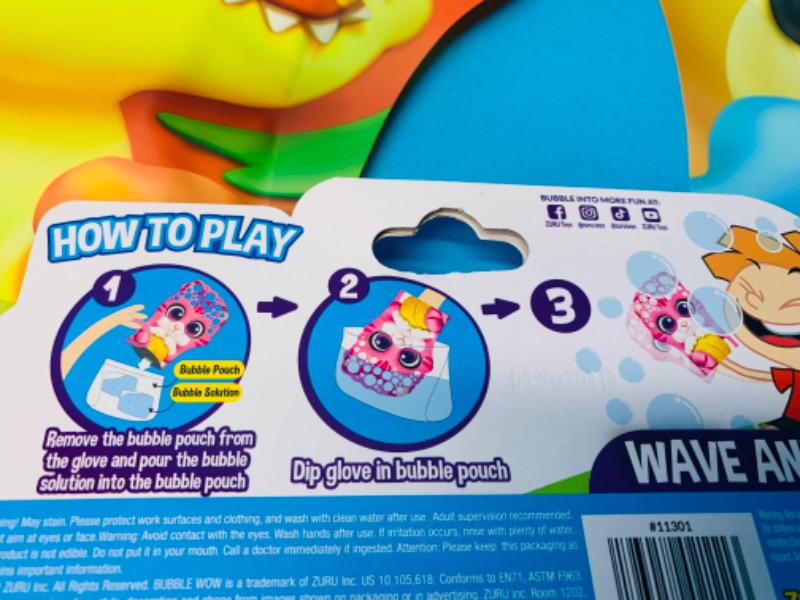 Photo 2 of 259040…5 glove a bubbles dip wave and play premium bubble mix pouches 