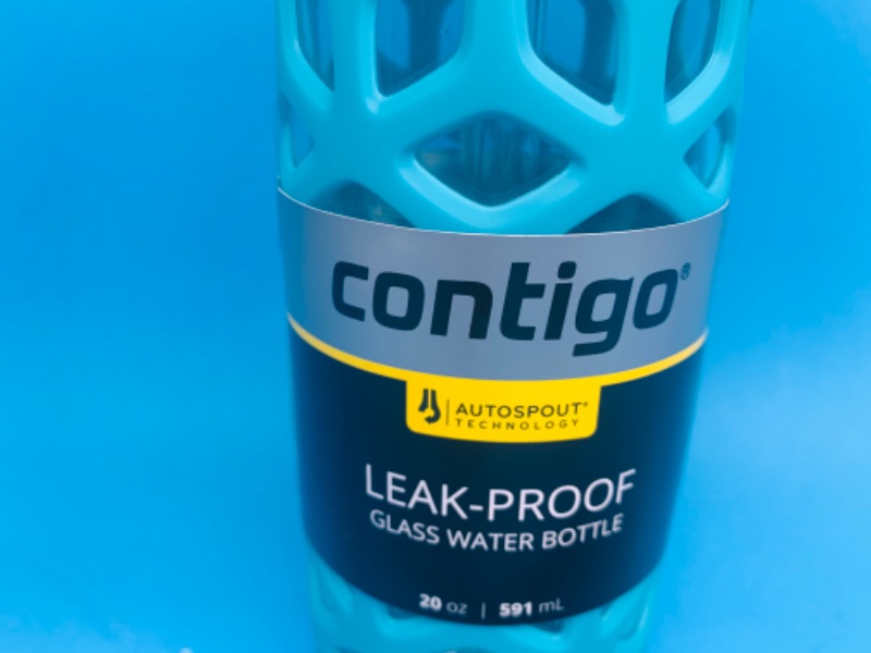 Photo 1 of 259388…contigo auto spout drinking bottle with carabiner clip leakproof 20 oz. 