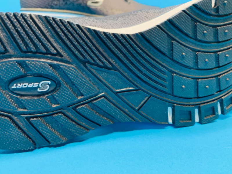 Photo 2 of 259435… sport by Skechers memory foam sneakers ladies size 8.5