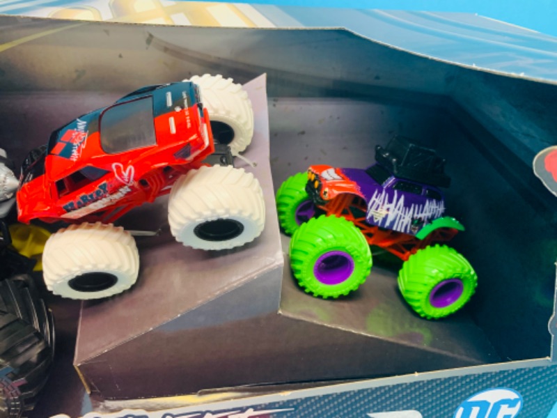 Photo 1 of 259522… monster jam Batman street justice metal truck toys 