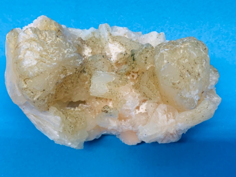 Photo 3 of 259618…5 inch heulandite rock