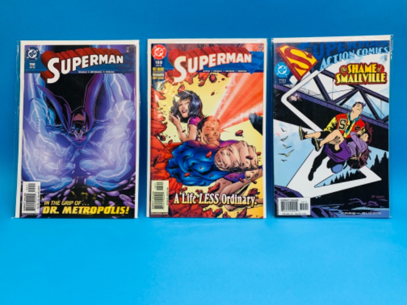 Photo 1 of 259923…3 Superman comics in plastic sleeves 