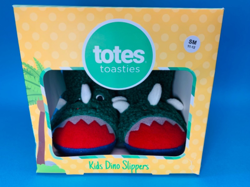 Photo 1 of 259941… totes toasties kids Dino slippers size small 11-12 