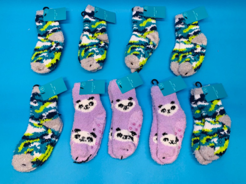 Photo 1 of 259950…9 pairs of kids size 4-8.5 fuzzy socks 